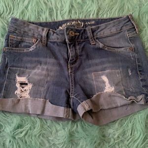 Juniors Arizona jean shorts